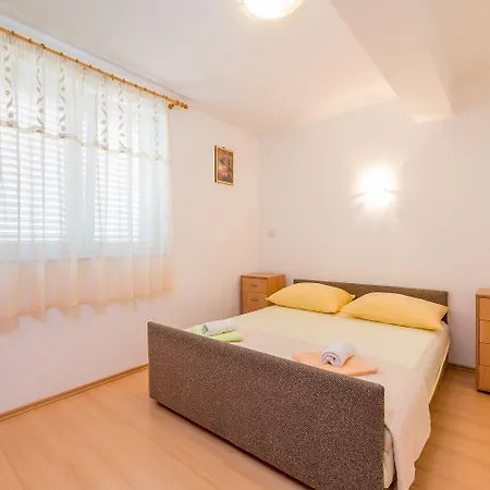 Ferienhaus Mit Klima, Wifi, Bbq Und Garten